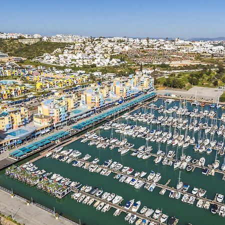Marina Breeze Apartment With Pool - 900M From The Beach Αλμπουφέιρα Εξωτερικό φωτογραφία