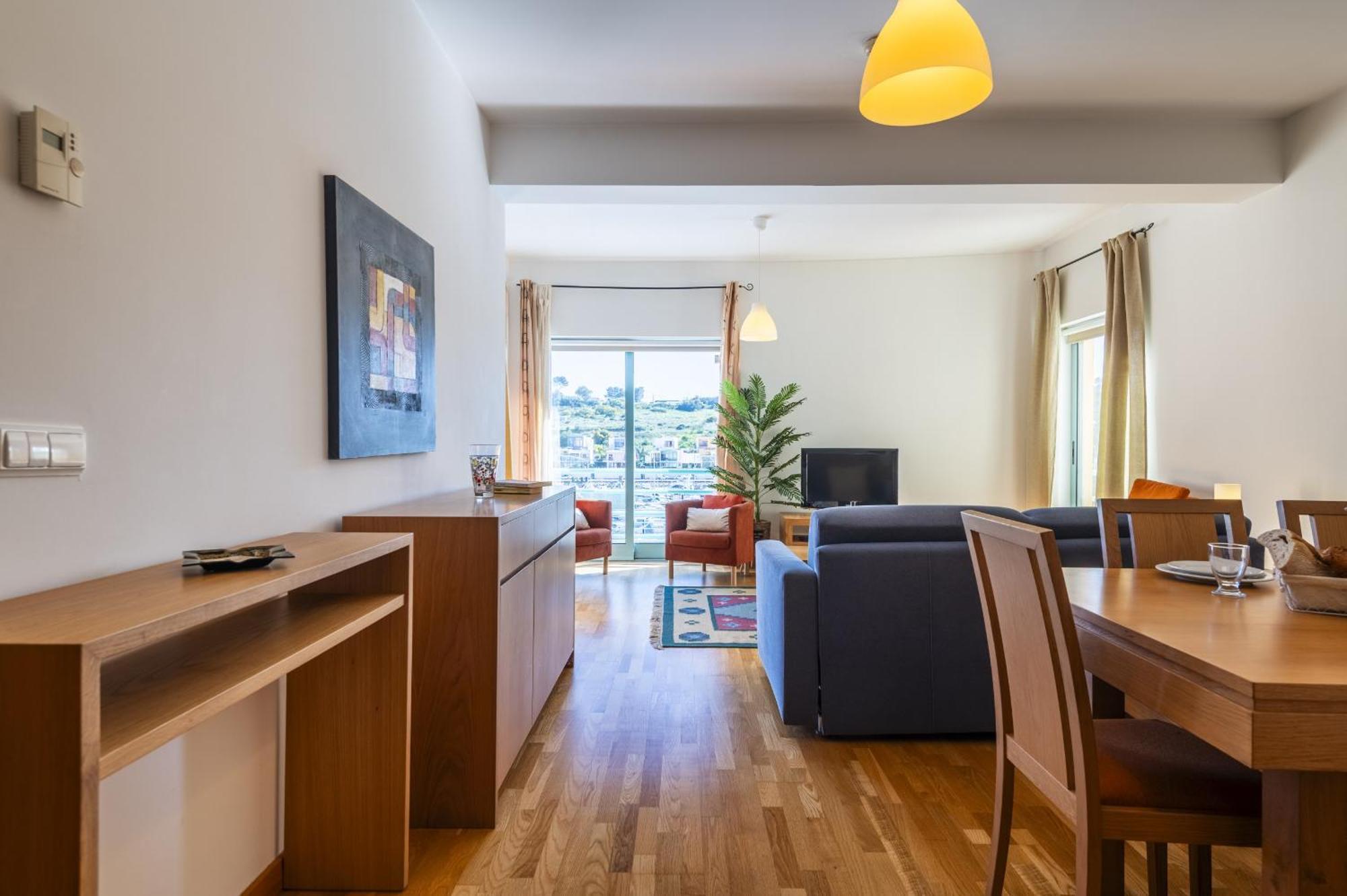 Marina Breeze Apartment With Pool - 900M From The Beach Αλμπουφέιρα Εξωτερικό φωτογραφία