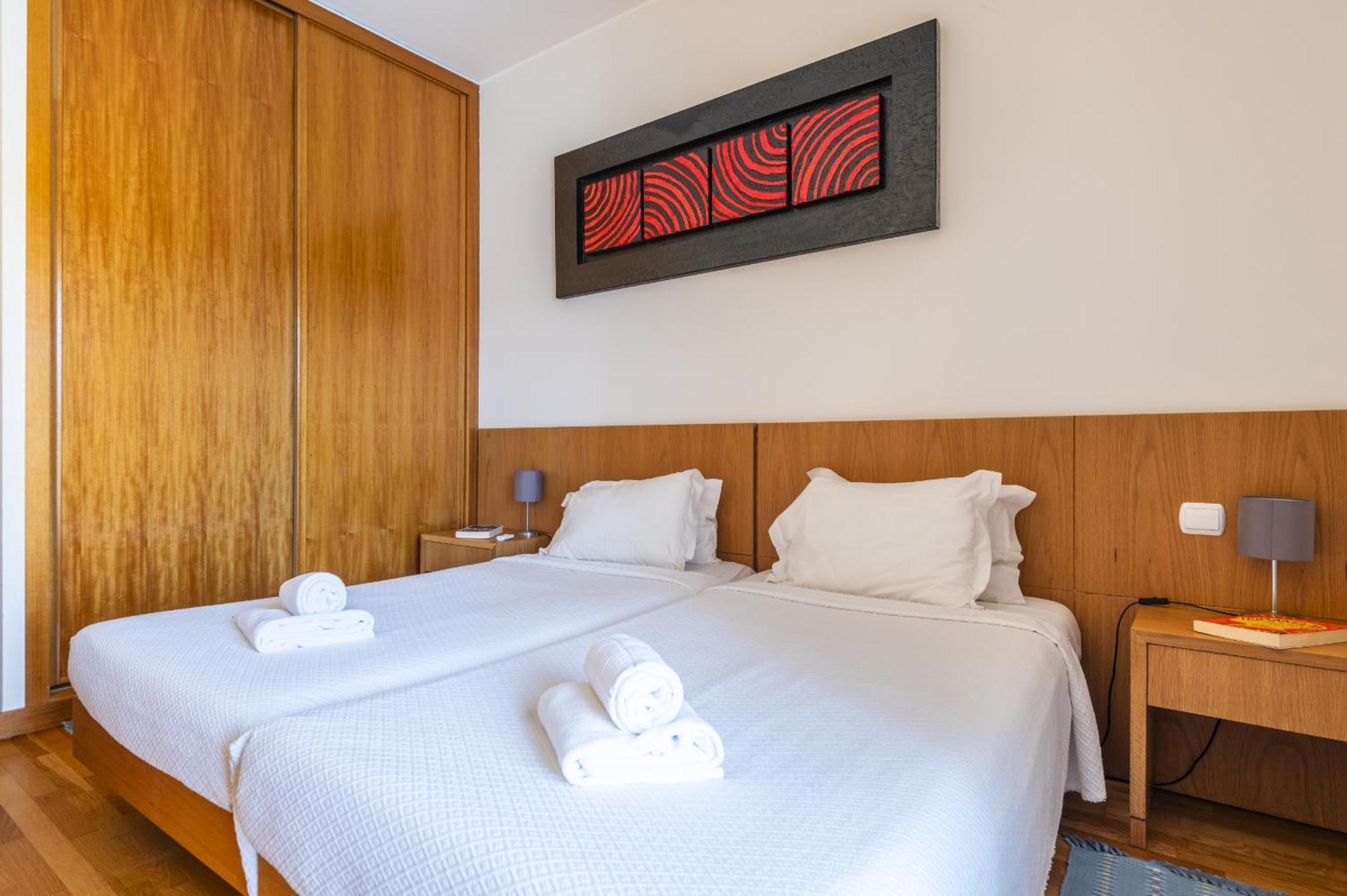 Marina Breeze Apartment With Pool - 900M From The Beach Αλμπουφέιρα Εξωτερικό φωτογραφία